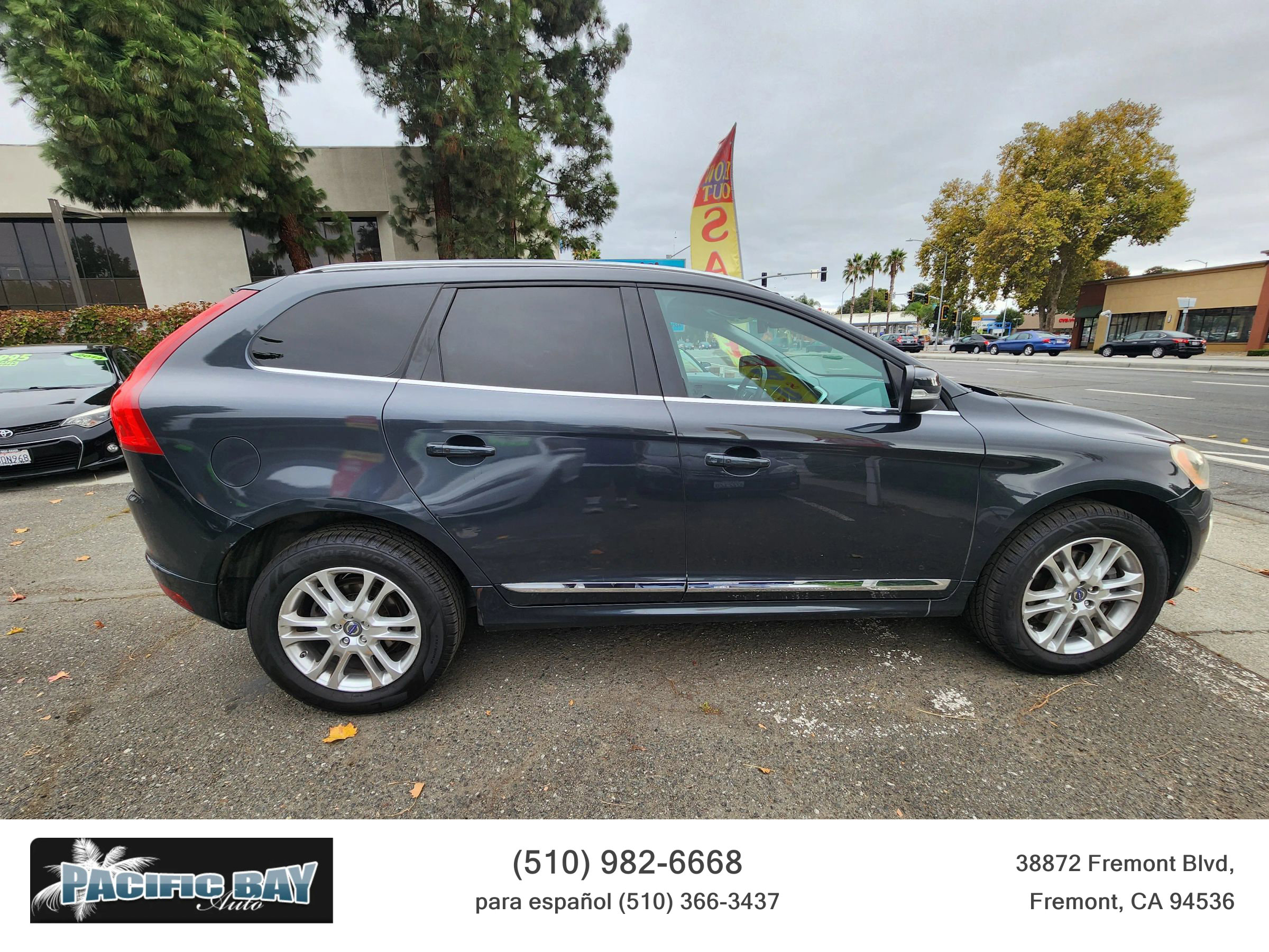 Used 2015 Volvo XC60 T5 Premier image 8