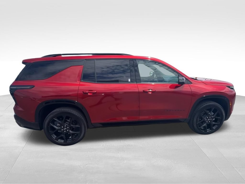 Used 2024 Chevrolet Traverse RS AWD/4WD image 9