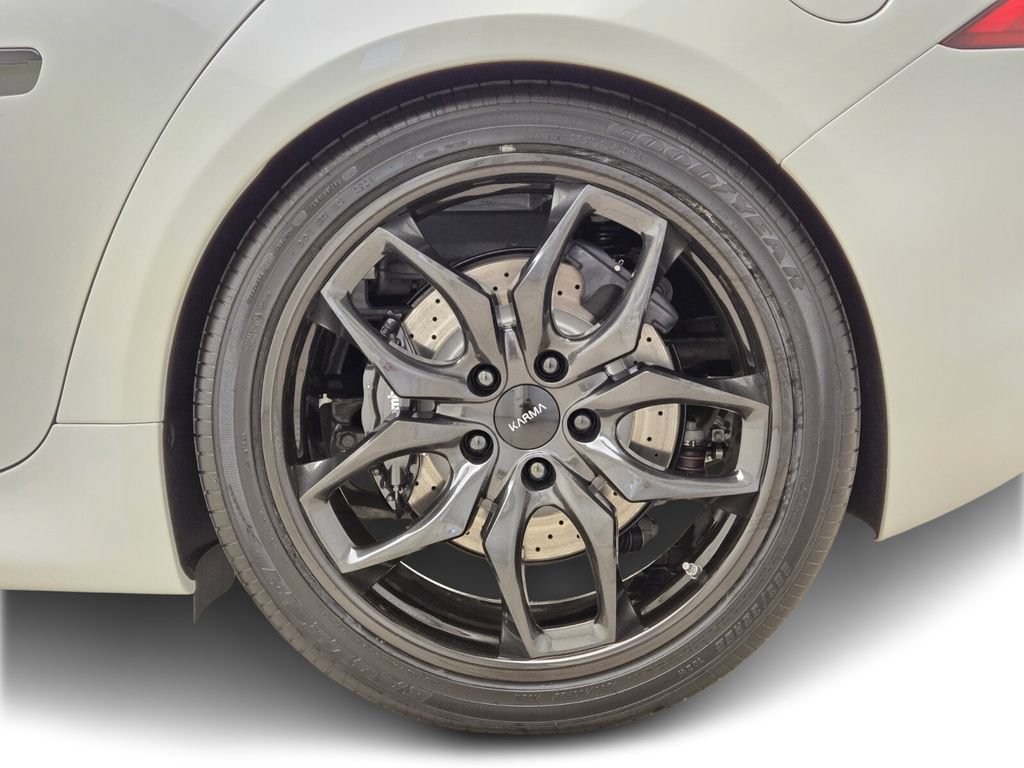 Used 2025 Karma Revero Luxury RWD image 15