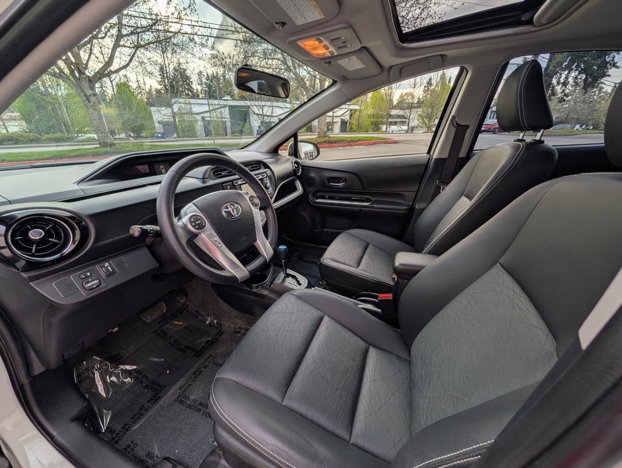 Used 2016 Toyota Prius C Four FWD image 7