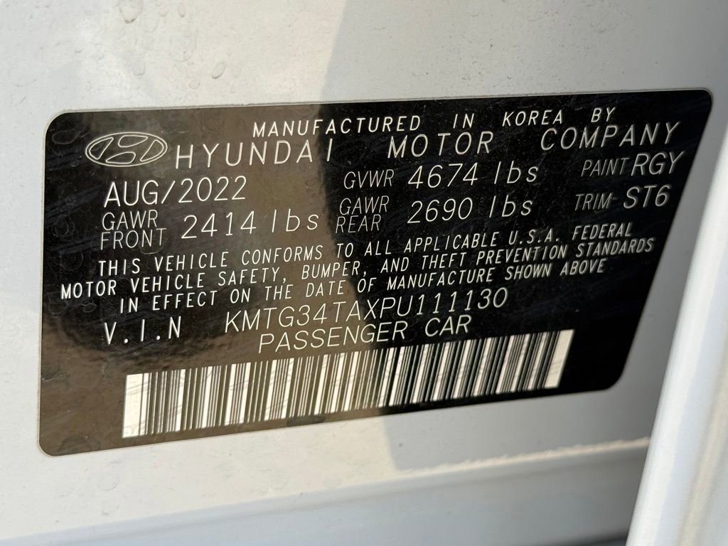 Used 2023 Genesis G70 2.0T w/ Sport Prestige Package image 29