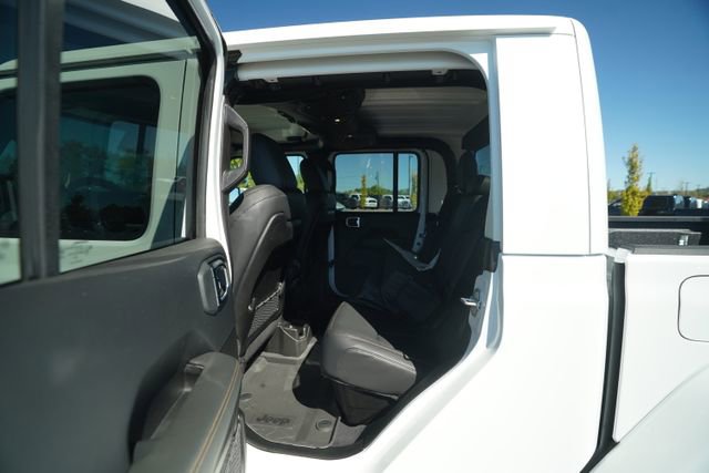 New 2025 Jeep Gladiator Sport image 14