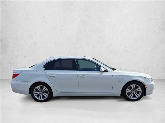 Used 2009 BMW 528i Sedan RWD image 4