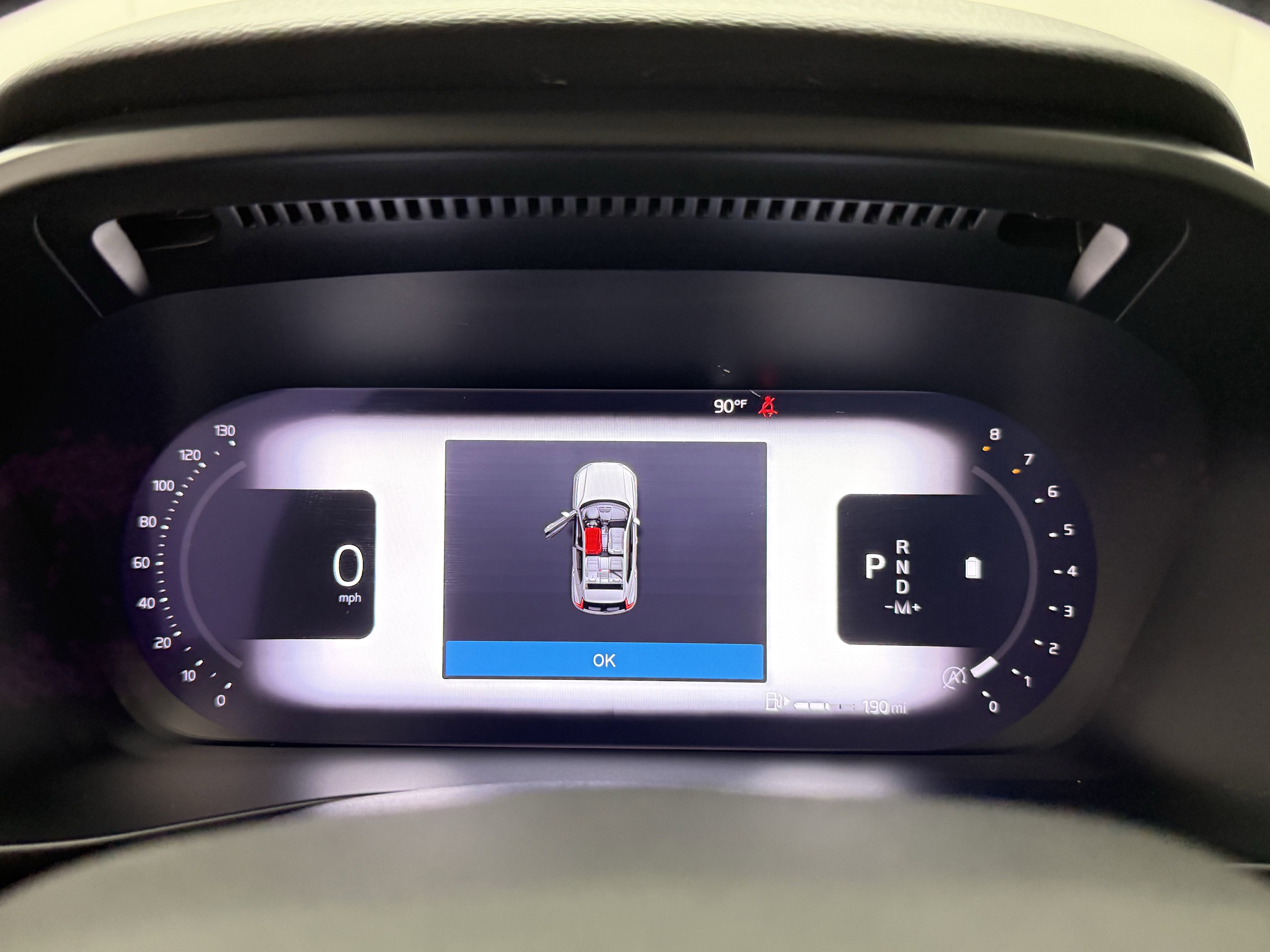 Certified 2023 Volvo XC40 B5 Ultimate w/ Protection Package Premier image 18