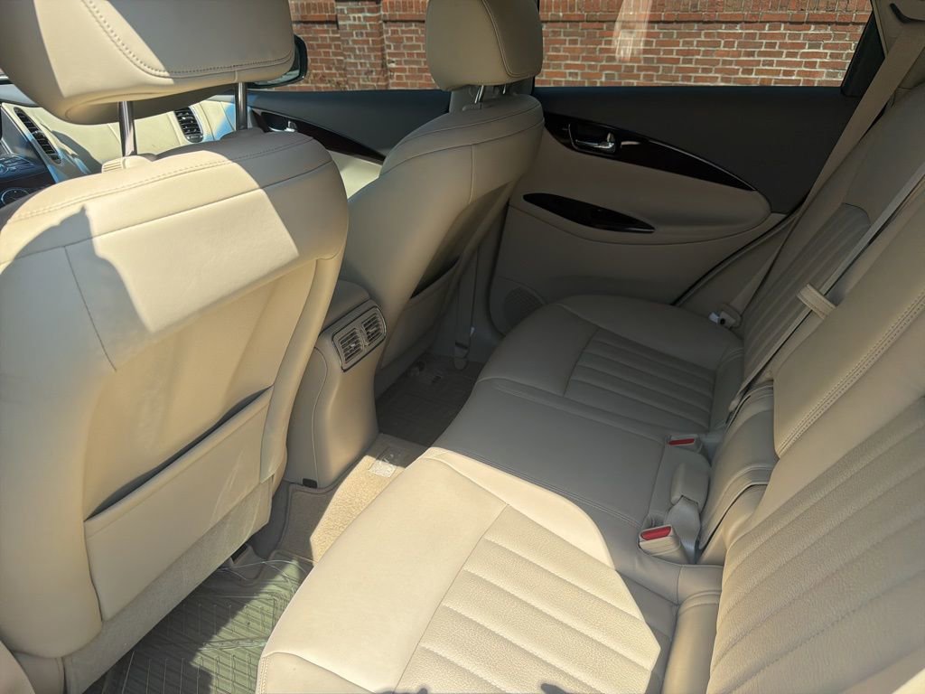 Used 2015 INFINITI QX50 Journey w/ Premium Package image 21