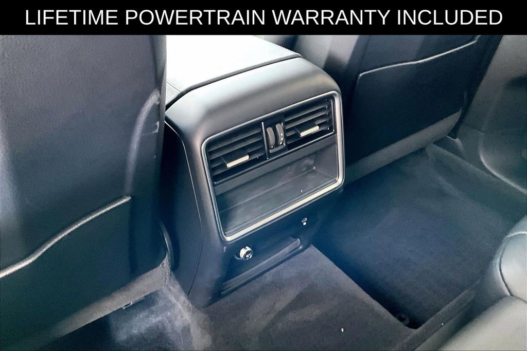 Used 2022 Porsche Cayenne S image 25