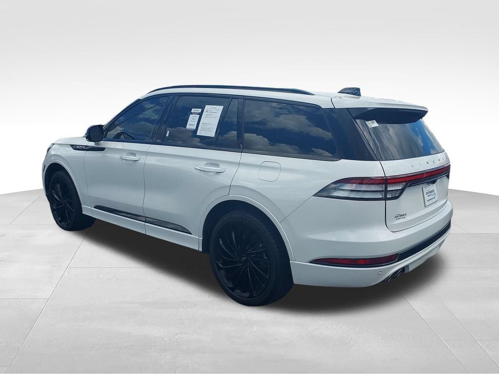 Used 2025 Lincoln Aviator Reserve w/ Jet Appearance Package AWD/4WD image 3