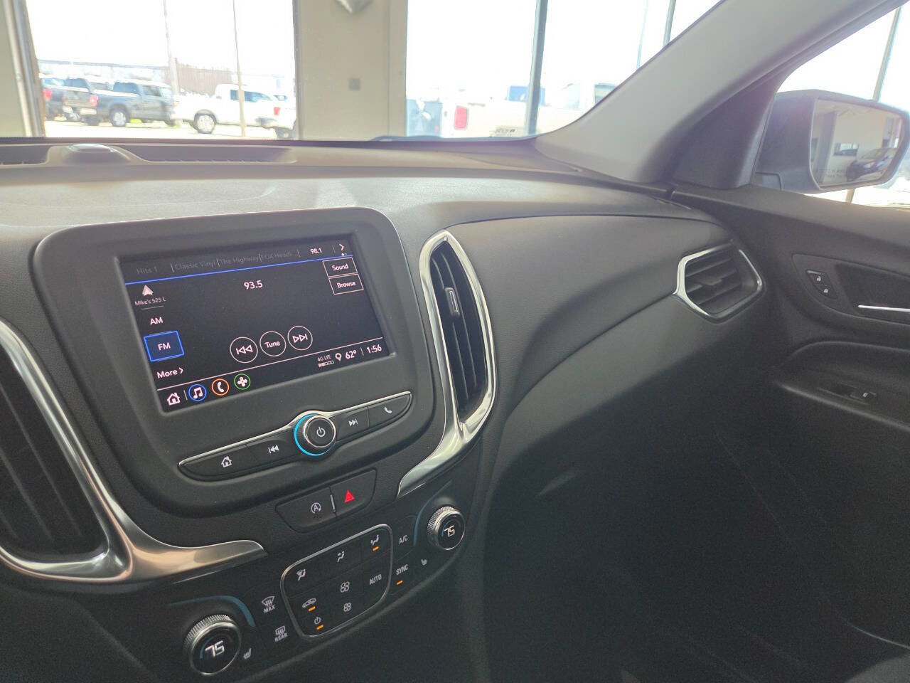 Used 2024 Chevrolet Equinox LT w/ LPO, Floor Liner Package image 27