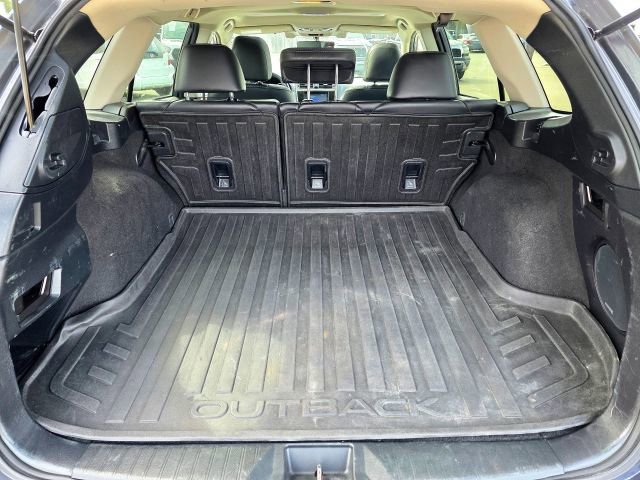 Used 2019 Subaru Outback 2.5i Limited AWD/4WD image 38