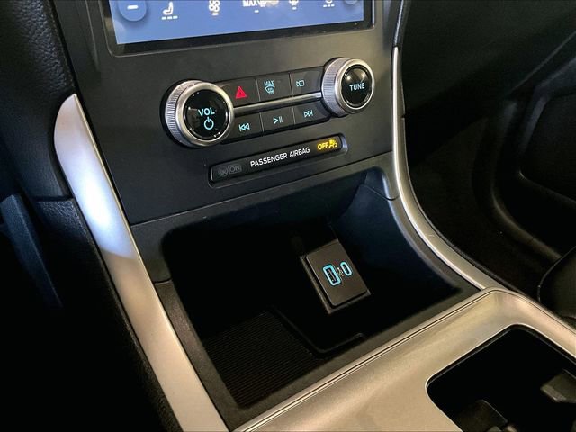 Used 2023 Ford Edge SEL image 27