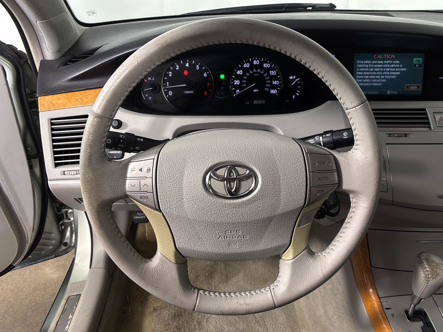 Used 2006 Toyota Avalon XLS FWD image 28