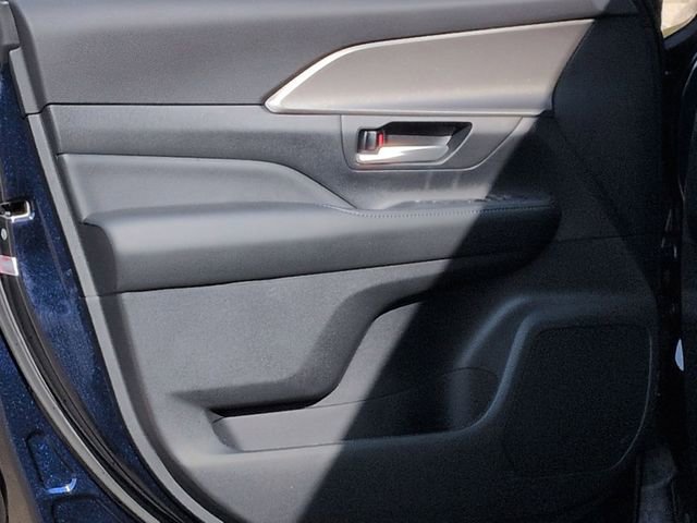 Certified 2026 Toyota Grand Highlander XLE image 14