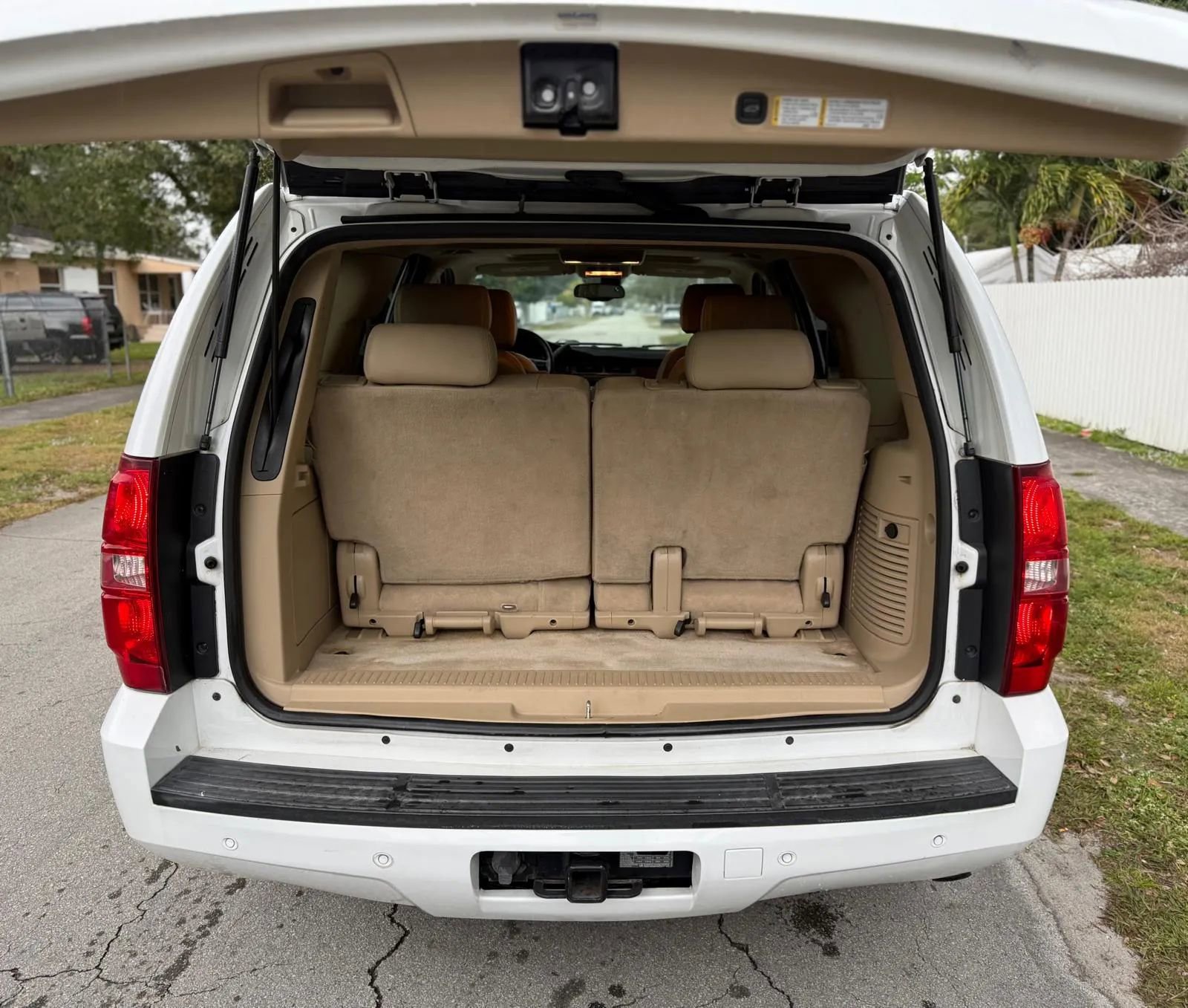 Used 2008 Chevrolet Tahoe LTZ w/ LTZ Preferred Equipment Group image 7