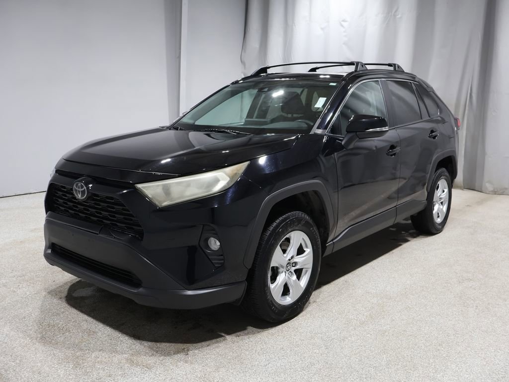 Used 2019 Toyota RAV4 XLE w/ All Weather Liner Package image 5