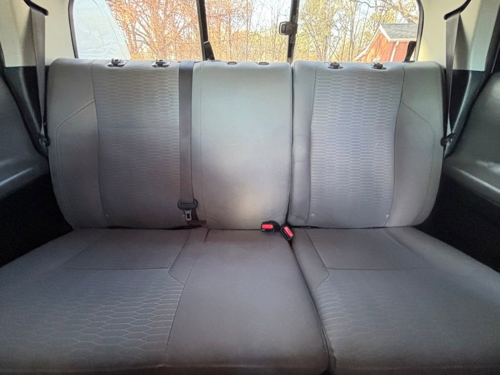 Used 2017 Toyota Tacoma SR5 w/ Tow Package image 19