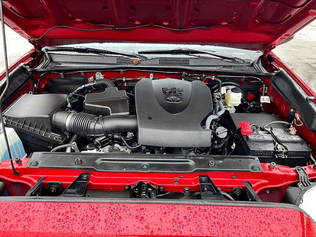 Used 2023 Toyota Tacoma SR5 AWD/4WD image 29