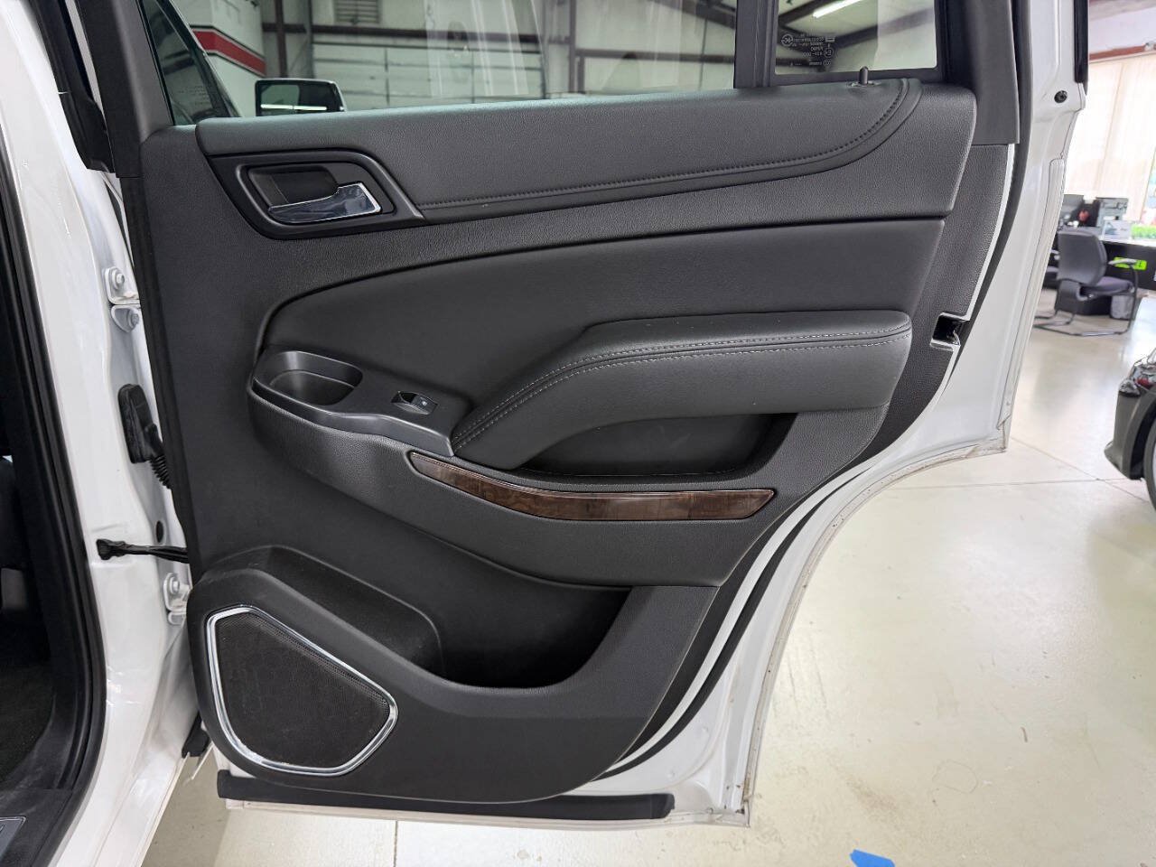 Used 2018 Chevrolet Tahoe LT AWD/4WD image 15