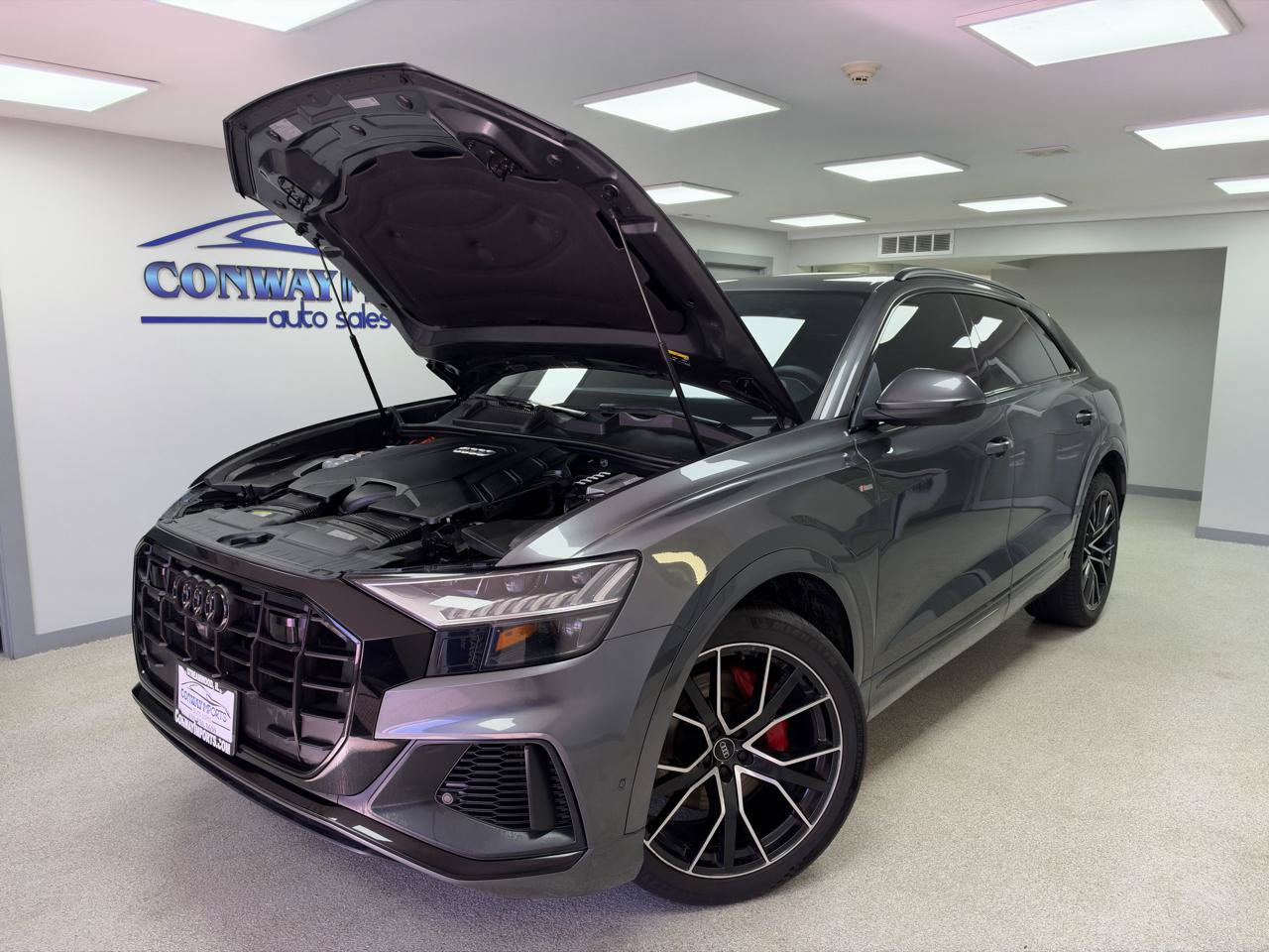 Used 2021 Audi Q8 Prestige AWD/4WD image 34