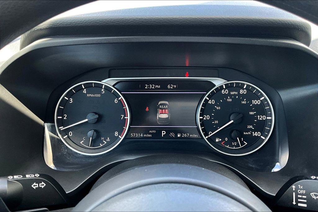 Used 2024 Nissan Rogue SV AWD/4WD image 12