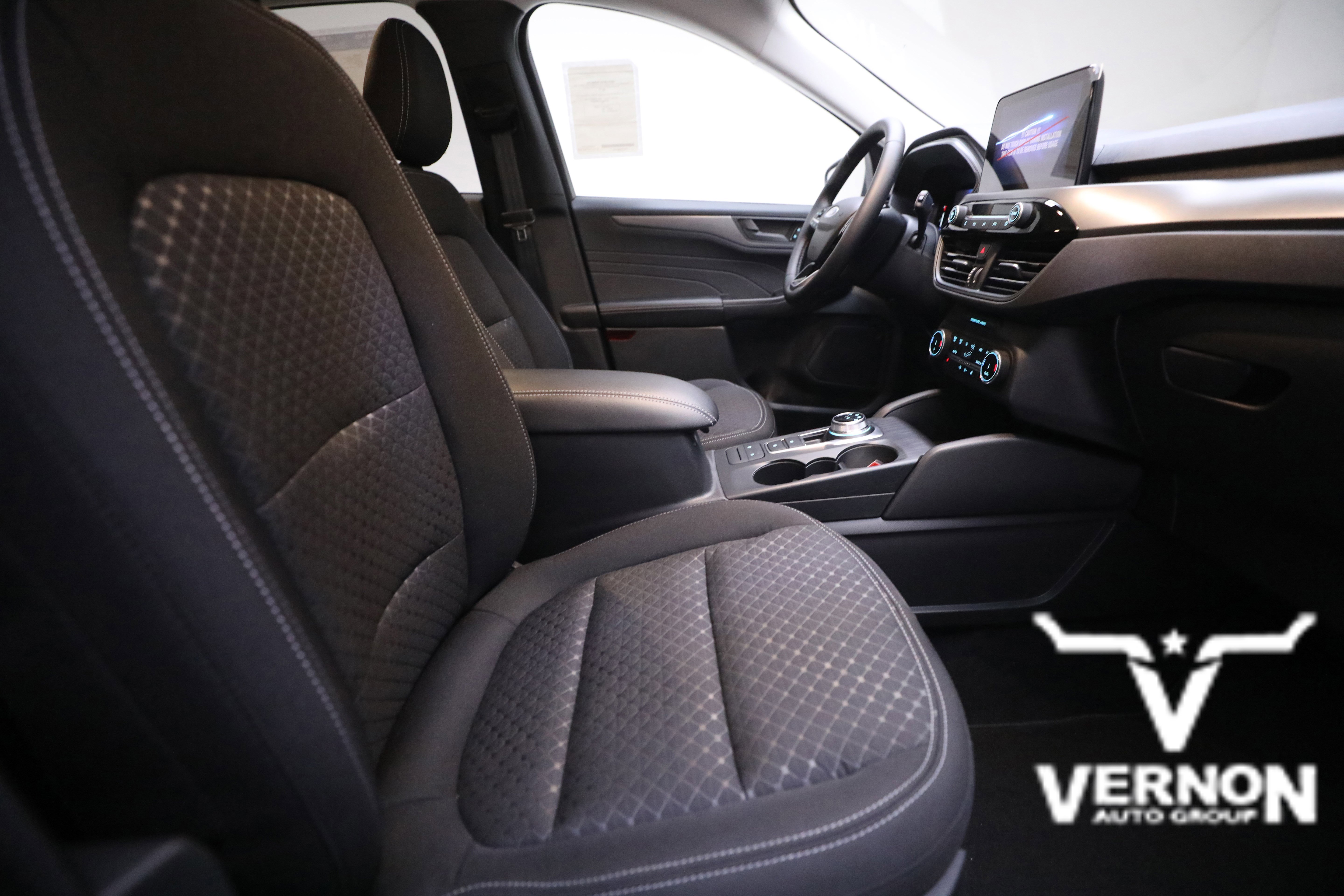 New 2025 Ford Escape Active w/ Cold Weather Package image 11