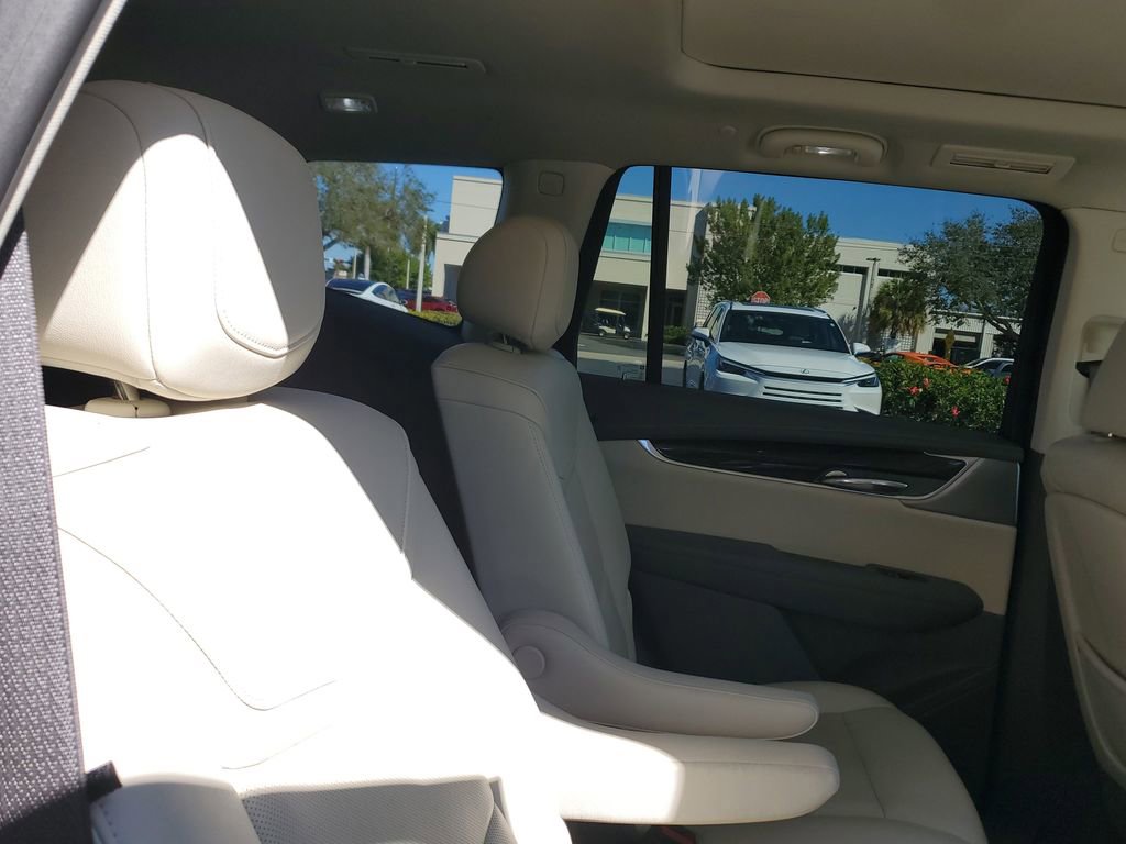Certified 2023 Cadillac XT6 Premium Luxury w/ Technology Package image 24