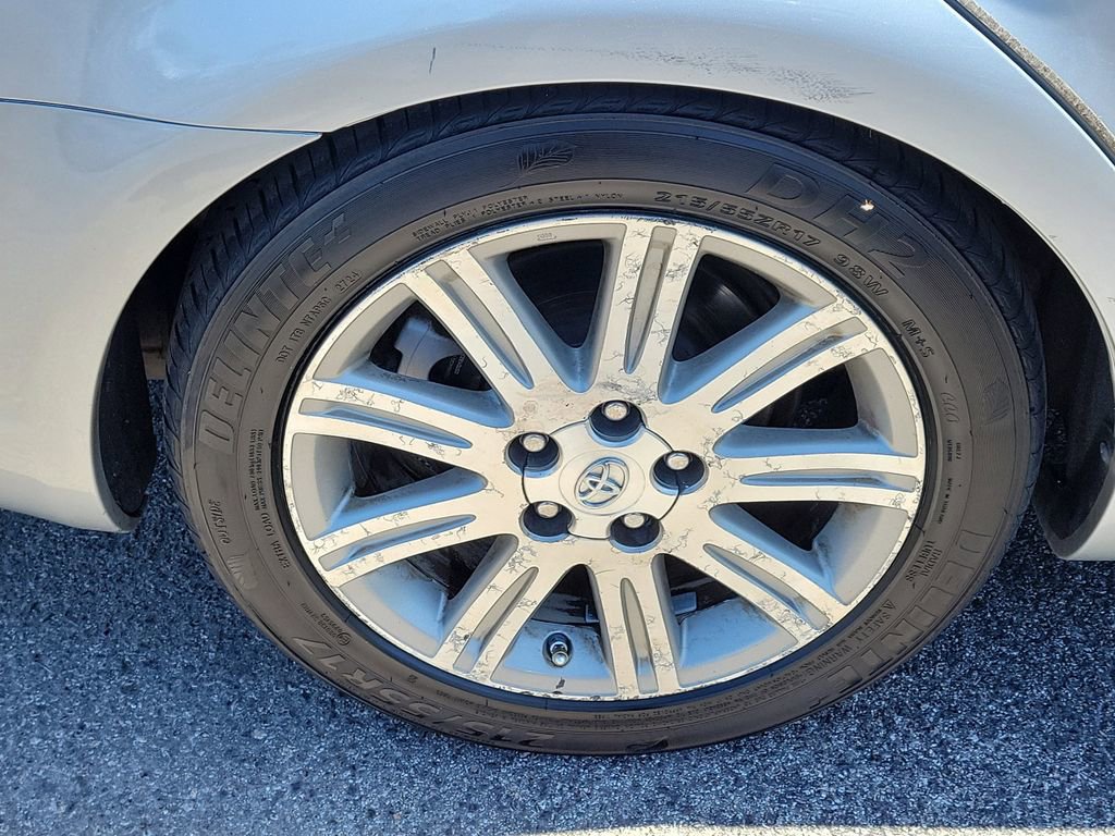 Used 2010 Toyota Avalon Limited FWD image 8