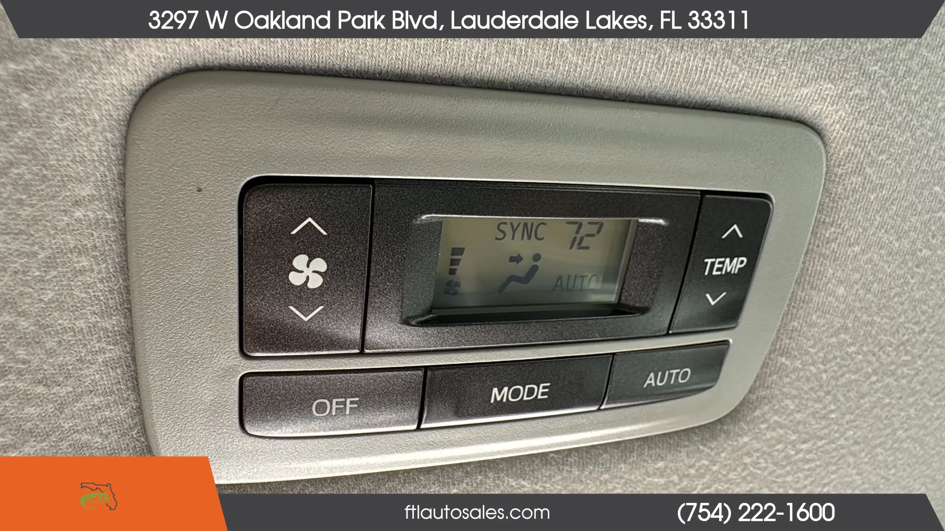 Used 2014 Toyota Sienna Limited w/ Limited Premium Package image 32