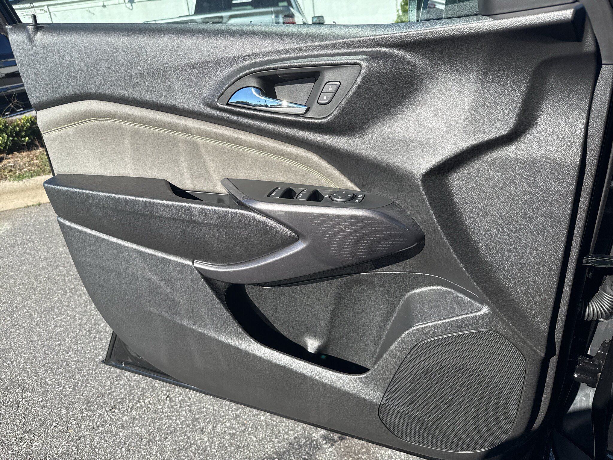 New 2026 Chevrolet Trax ACTIV FWD image 9