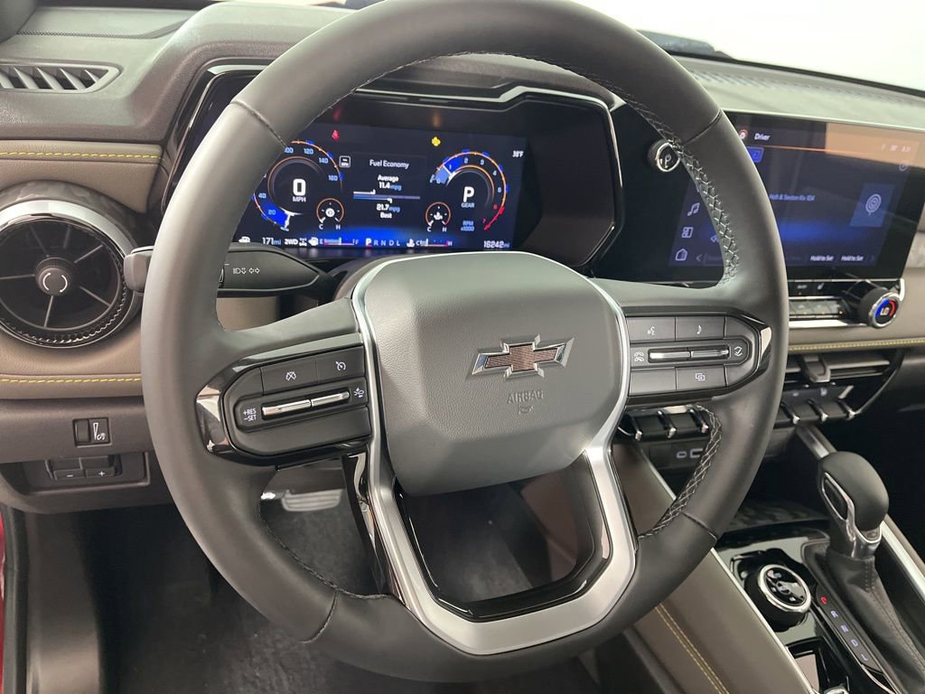 Certified 2024 Chevrolet Colorado ZR2 w/ Technology Package image 30