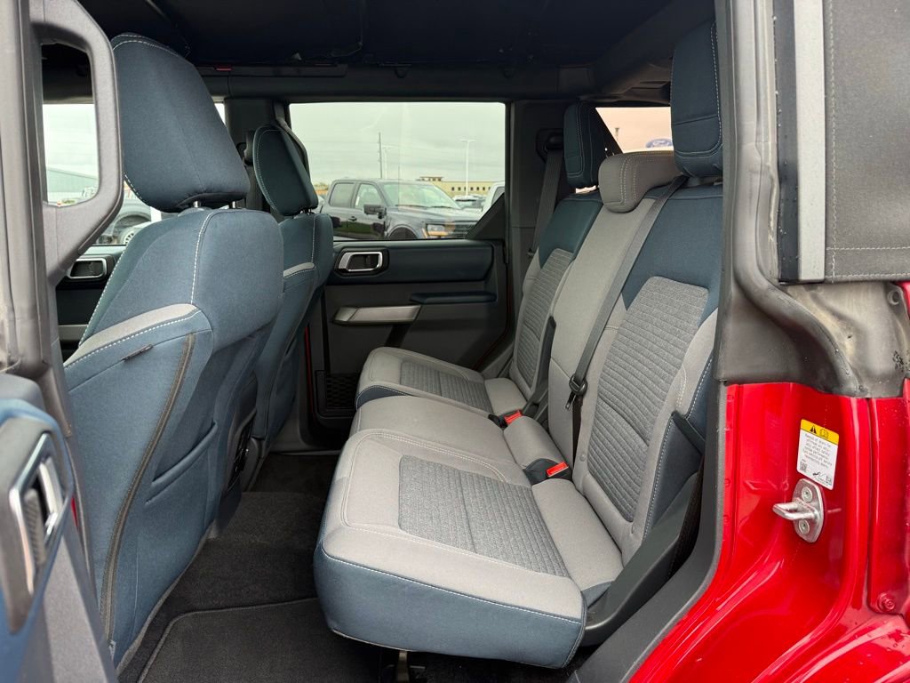 Used 2021 Ford Bronco Outer Banks image 9