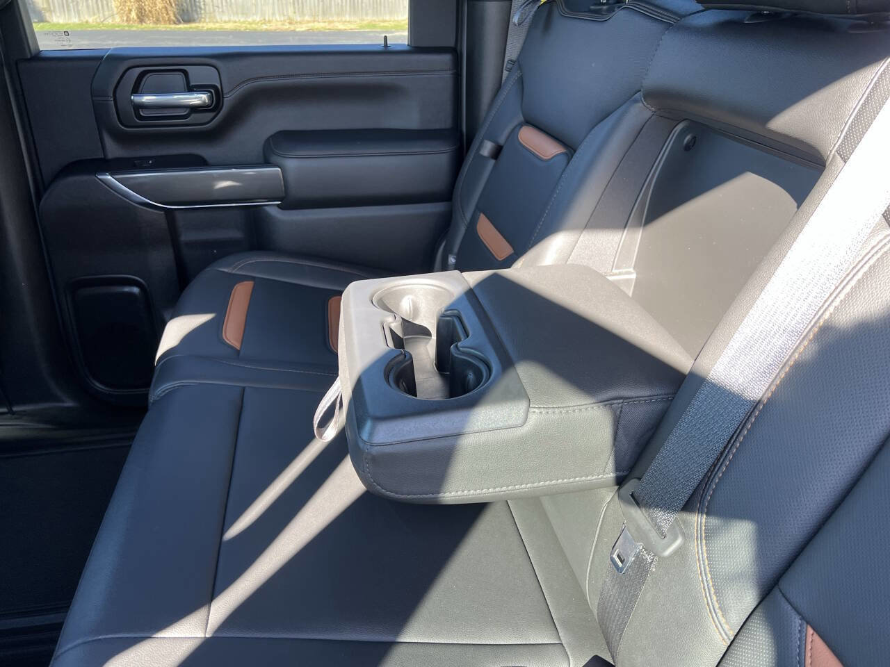 Used 2021 GMC Sierra 2500 AT4 w/ AT4 Preferred Package image 25