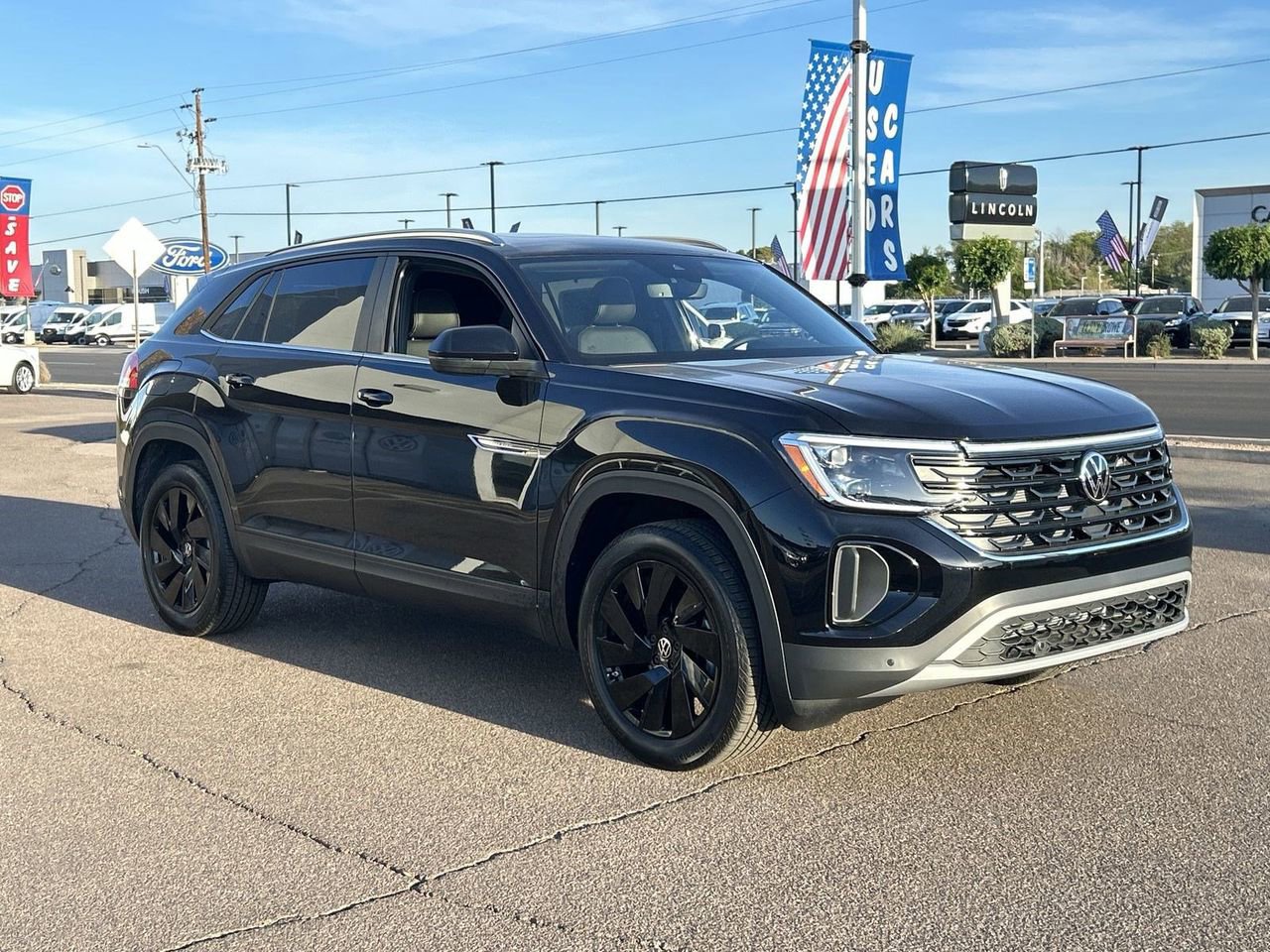 New 2026 Volkswagen Atlas Cross Sport SE image 2