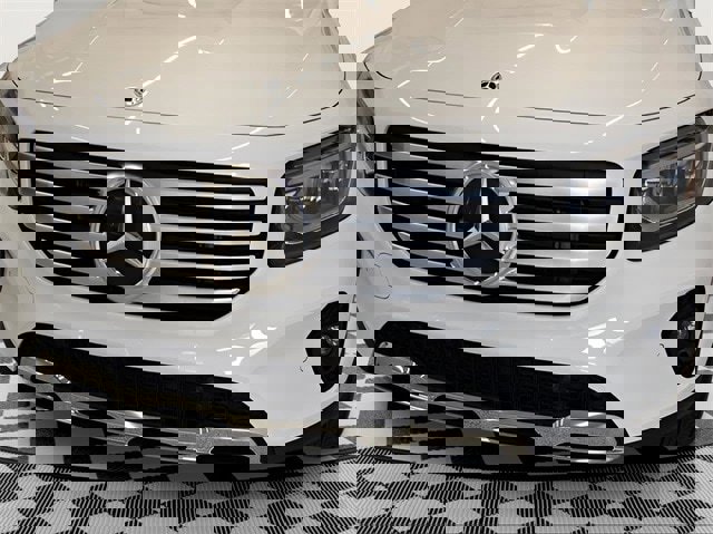 New 2025 Mercedes-Benz GLB 250 4MATIC image 16