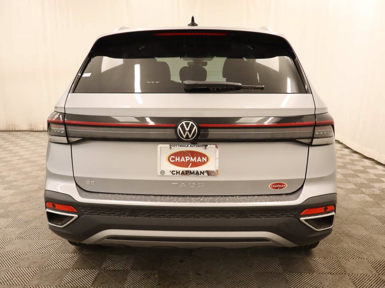 New 2026 Volkswagen Taos SE FWD image 5