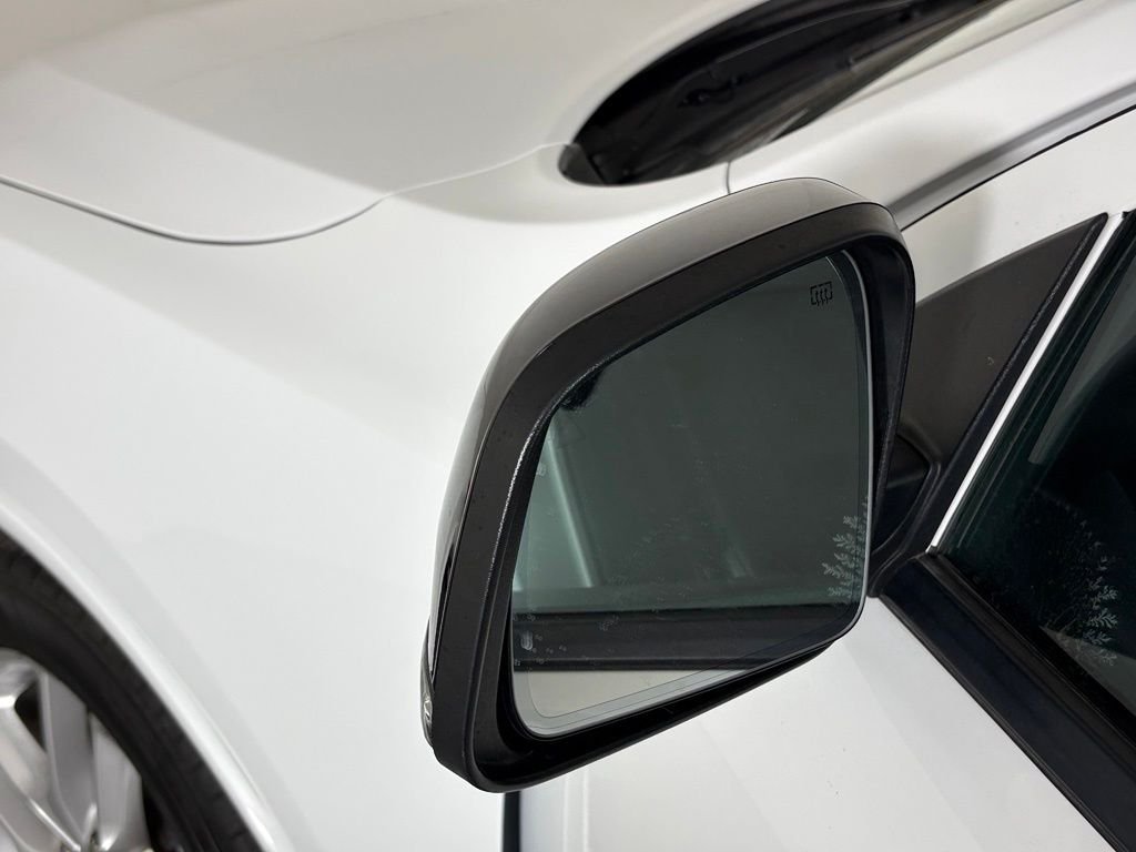 Used 2024 Dodge Durango GT RWD image 12