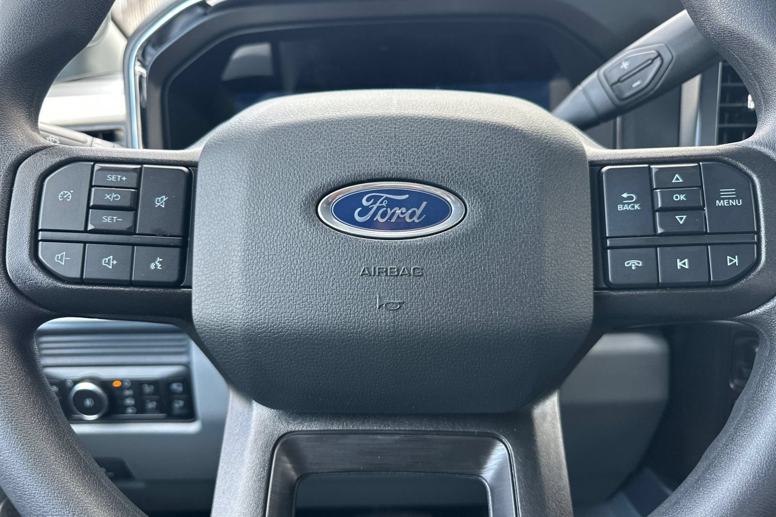 New 2026 Ford F250 XLT w/ XLT Premium Package AWD/4WD image 21