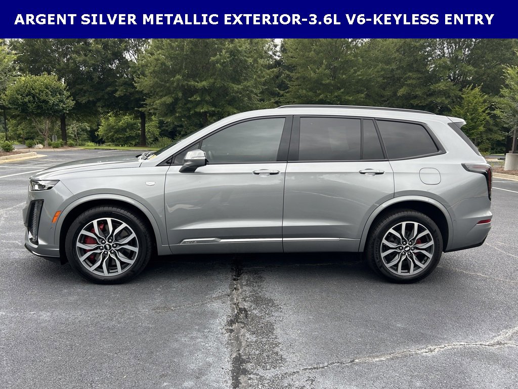 Used 2024 Cadillac XT6 Sport w/ Technology Package image 12