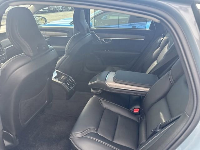 Used 2022 Volvo S90 B6 Inscription w/ Advanced Package image 19