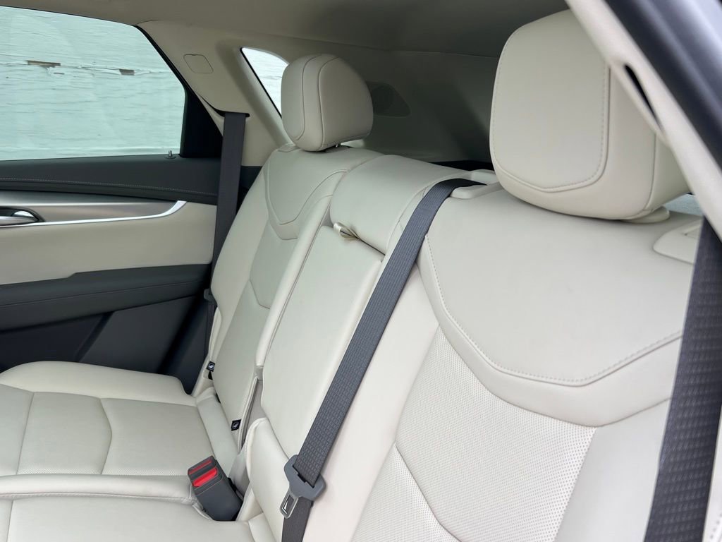 New 2026 Cadillac XT5 Premium Luxury w/ LPO, Floor Liner Package image 17