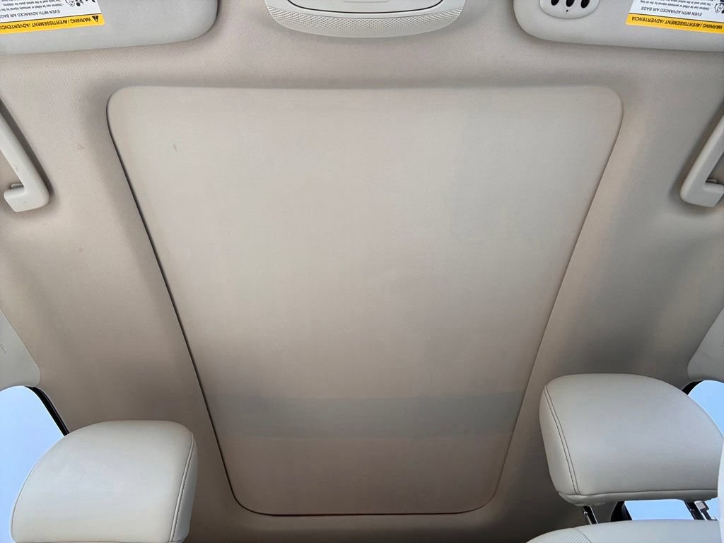 Used 2018 Ford Edge Titanium w/ Equipment Group 302A FWD image 47