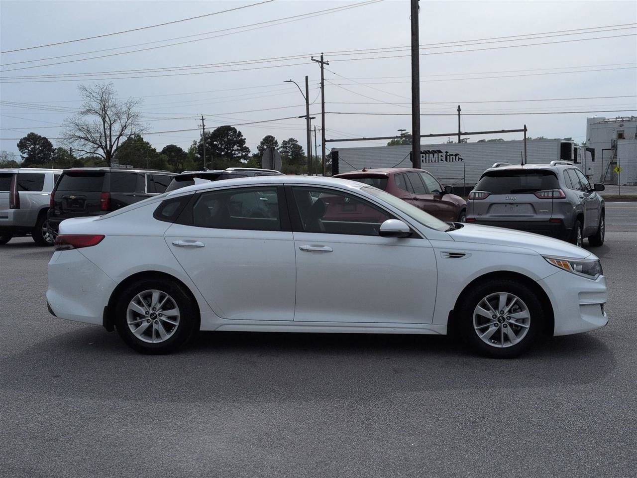 Used 2016 Kia Optima LX FWD image 6