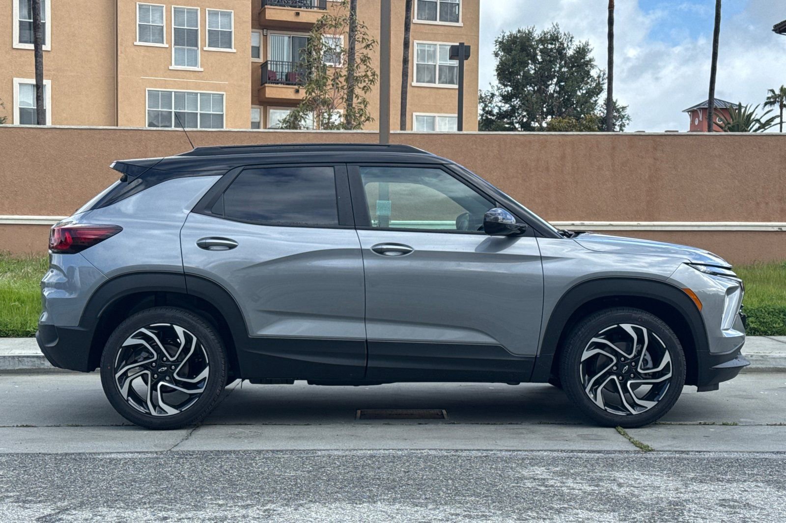 New 2025 Chevrolet TrailBlazer RS w/ Driver Confidence Package image 3