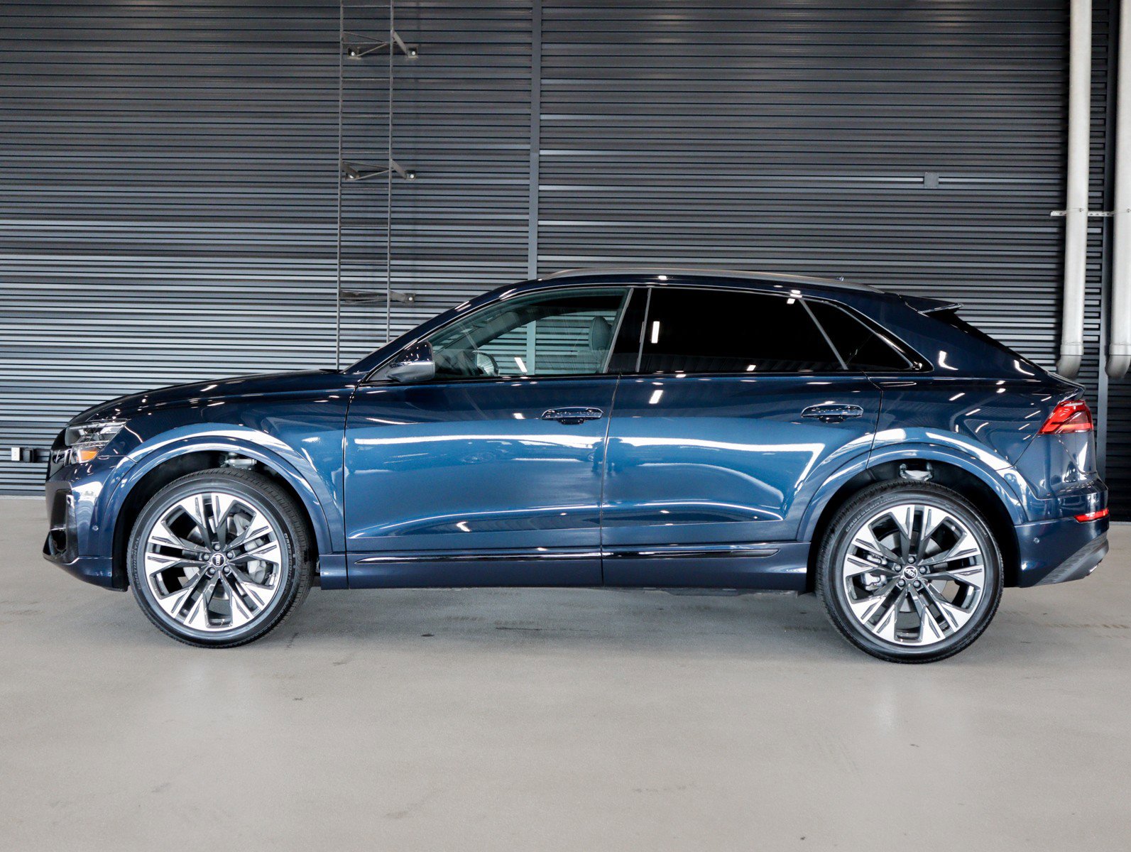 Certified 2025 Audi Q8 Premium w/ Black Optic Package AWD/4WD image 16