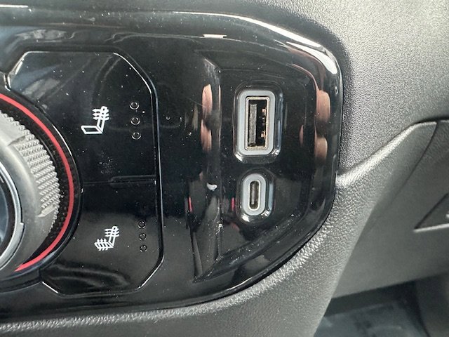 Used 2022 Chevrolet Silverado 1500 LT image 25