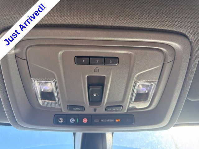 Used 2022 Chevrolet Silverado 1500 LTZ AWD/4WD image 17