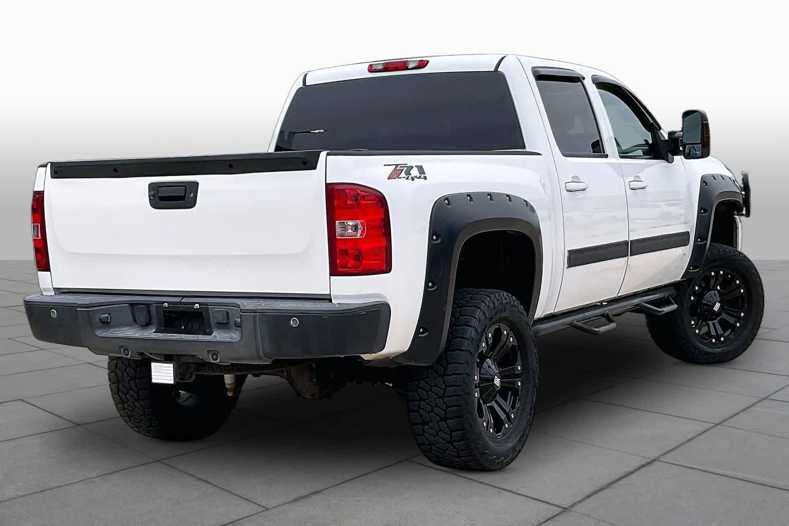 Used 2011 Chevrolet Silverado 1500 LTZ w/ LTZ Plus Package AWD/4WD image 12