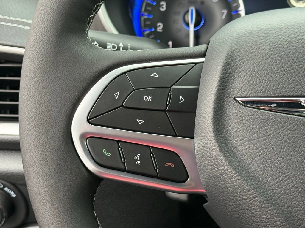 New 2026 Chrysler Pacifica Select image 22