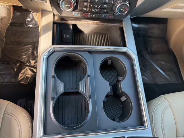 Certified 2021 Ford F350 Lariat w/ Chrome Package image 30