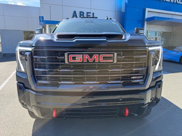 Used 2026 GMC Sierra 2500 AT4X AWD/4WD image 2