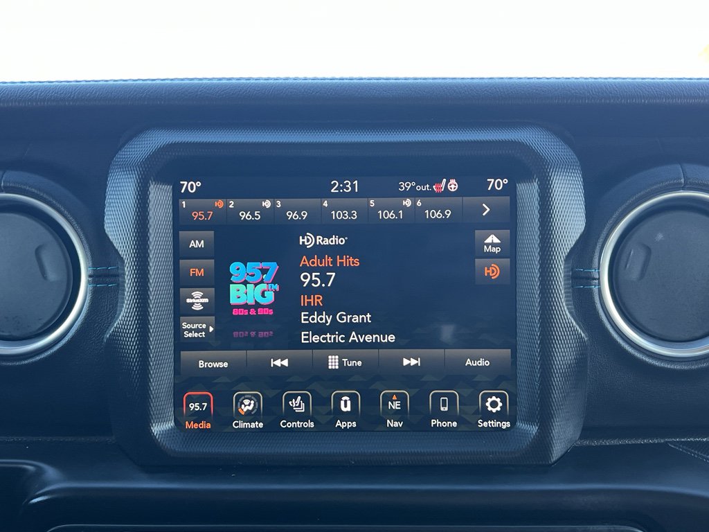 Used 2021 Jeep Wrangler Unlimited Rubicon w/ Cold Weather Group image 23